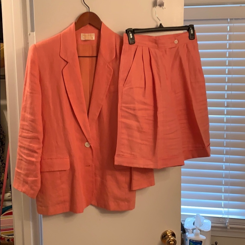 Shorts suit jacket is size 6 shorts size 4